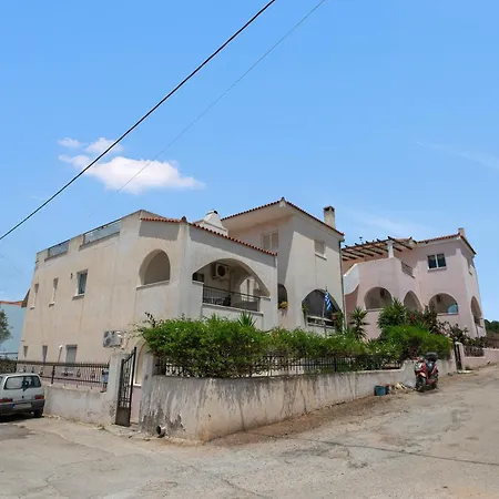 Kyma Arch House